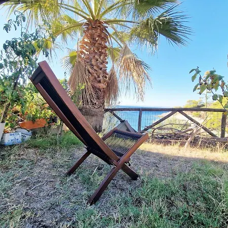 Sea La Vie Seafront Apartment, *