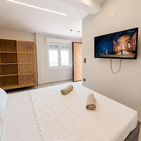 Sea La Vie Seafront Apartment, 公寓