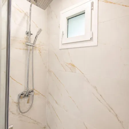 公寓 Sea La Vie Seafront Apartment,
