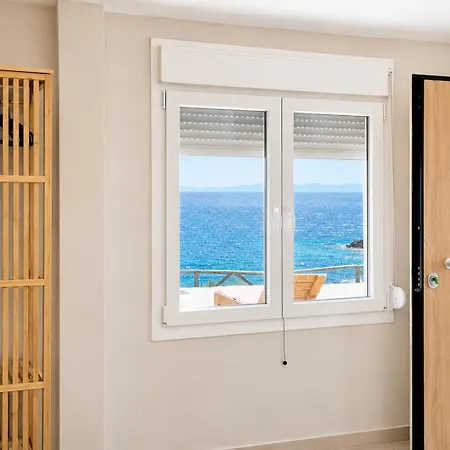 公寓 Sea La Vie Seafront Apartment, *