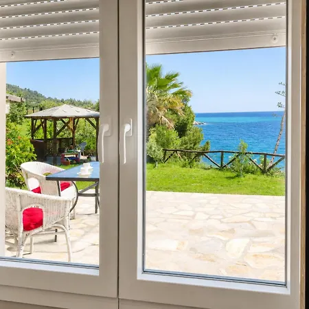 Sea La Vie Seafront Apartment, Lägenhet Kalogria (Sithonia)
