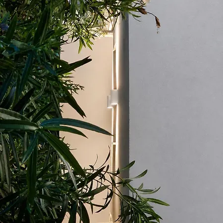 Sea La Vie Seafront Apartment, 아파트 칼로그리아
